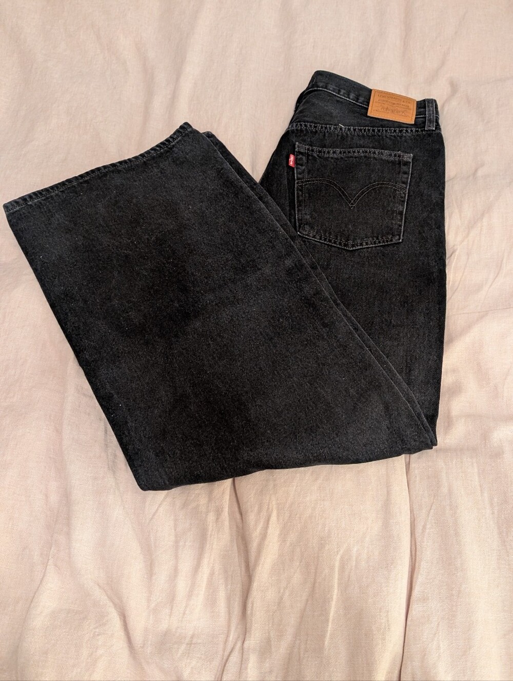 Levi's Ribcage High Rise Wide Leg Jeans - Picture 2 of 5